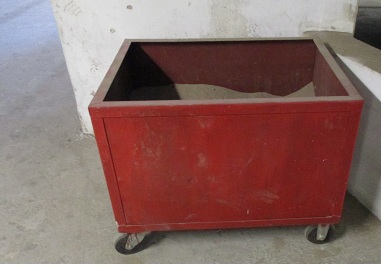 THÙNG ĐỰNG CÁT CHỮA CHÁY DI ĐỘNG CÓ BÁNH XE